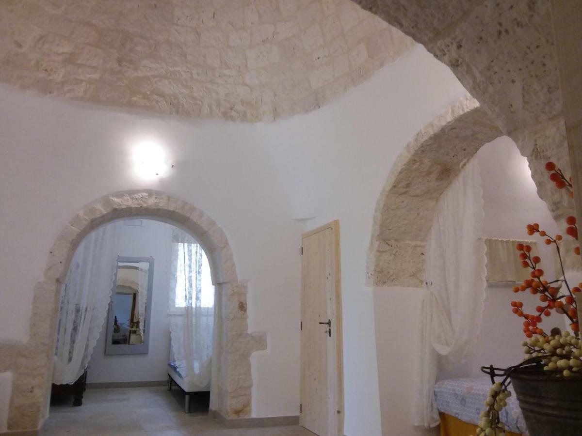 Trulli L'Utopia Di Anny Trulli Anny'S Utopia Locorotondo Exterior photo